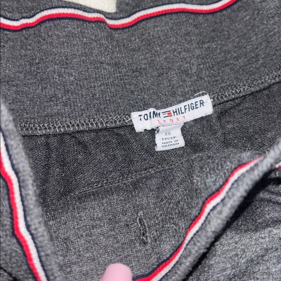 Tommy Hilfiger pants - Picture 3 of 6